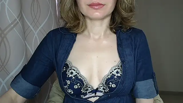 Snapshot of miss__Sophie chatting on May 3, 2026, 8:30 am miss Sophie online show from May 3, 2026, 8:30 am