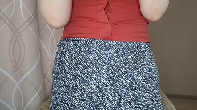 Snapshot of miss__Sophie chatting on April 19, 2026, 11:00 am miss Sophie online show from April 19, 2026, 11:00 am