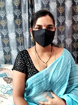 Snapshot of Lalitha-1995 chatting on April 15, 2026, 4:51 am Lalitha-1995 online show from April 15, 2026, 4:51 am