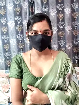 Snapshot of Lalitha-1995 chatting on April 5, 2026, 5:03 am Lalitha-1995 online show from April 5, 2026, 5:03 am