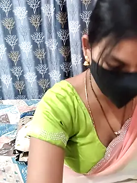 Snapshot of Lalitha-1995 chatting on April 8, 2026, 4:52 pm Lalitha-1995 online show from April 8, 2026, 4:52 pm