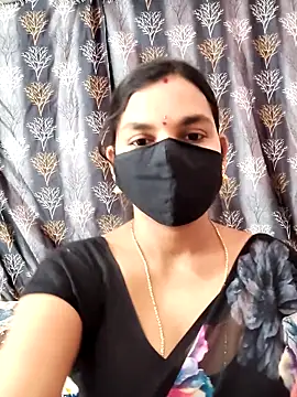 Snapshot of Lalitha-1995 chatting on March 23, 2026, 8:14 am Lalitha-1995 online show from March 23, 2026, 8:14 am