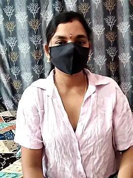 Snapshot of Lalitha-1995 chatting on March 25, 2026, 5:40 am Lalitha-1995 online show from March 25, 2026, 5:40 am