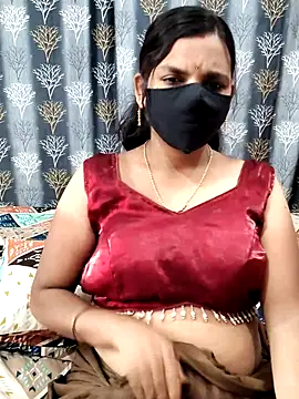 Snapshot of Lalitha-1995 chatting on June 27, 2026, 5:02 am Lalitha-1995 online show from June 27, 2026, 5:02 am