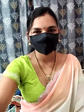 Snapshot of Lalitha-1995 chatting on April 8, 2026, 4:03 am Lalitha-1995 online show from April 8, 2026, 4:03 am