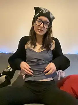 severingratty online show from February 6, 2026, 9:49 am