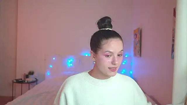 Snapshot of EwelynScott chatting on October 4, 2025, 7:26 pm EwelynScott online show from October 4, 2025, 7:26 pm