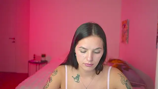 Snapshot of EwelynScott chatting on September 24, 2025, 6:03 pm EwelynScott online show from September 24, 2025, 6:03 pm