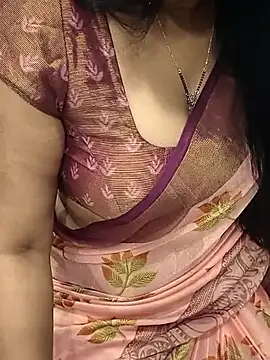 Snapshot of Anuforyou19 chatting on October 6, 2025, 5:13 pm Anuforyou19 online show from October 6, 2025, 5:13 pm