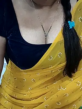 Snapshot of Anuforyou19 chatting on September 22, 2025, 4:35 pm Anuforyou19 online show from September 22, 2025, 4:35 pm