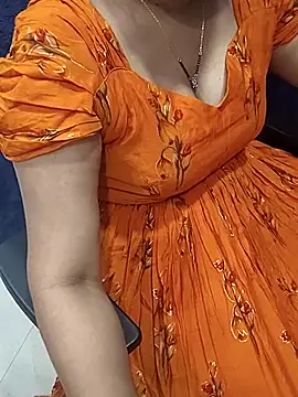 Snapshot of Anuforyou19 chatting on October 18, 2025, 7:27 pm Anuforyou19 online show from October 18, 2025, 7:27 pm