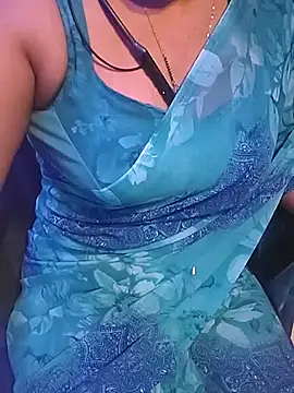 Snapshot of Anuforyou19 chatting on October 17, 2025, 7:15 pm Anuforyou19 online show from October 17, 2025, 7:15 pm