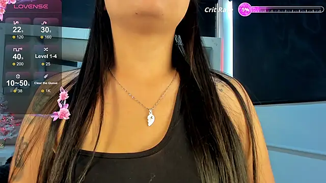 Mia lopez   online show from December 16, 2025, 1:37 pm