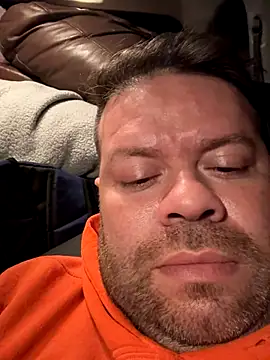 Snapshot of ANDY01114 chatting on November 11, 2025, 5:02 am ANDY01114 online show from November 11, 2025, 5:02 am