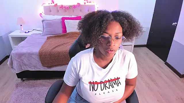 ebony fantasy2 online show from September 23, 2025, 12:12 pm