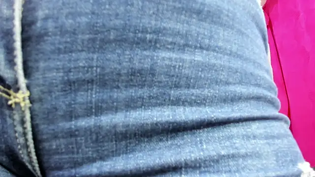 Snapshot of Mindy_19 chatting on November 29, 2025, 10:59 am Mindy 19 online show from November 29, 2025, 10:59 am