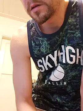 ijustwannafuckyou6969 online show from February 12, 2026, 8:36 am