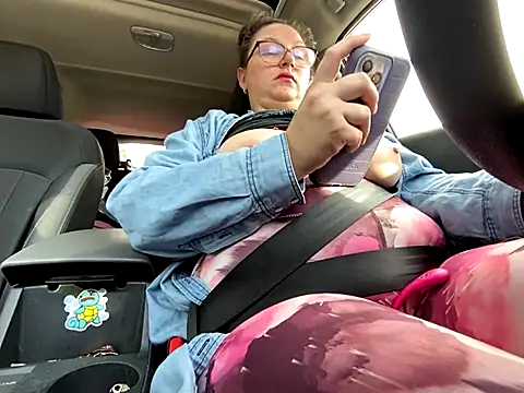 GirlSquirt online show from November 7, 2025, 3:16 pm