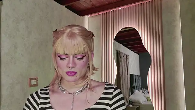 Taurito    online show from December 22, 2025, 12:11 am