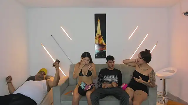 Snapshot of brutal_sex_room2k chatting on February 14, 2026, 1:22 pm brutal sex room2k online show from February 14, 2026, 1:22 pm