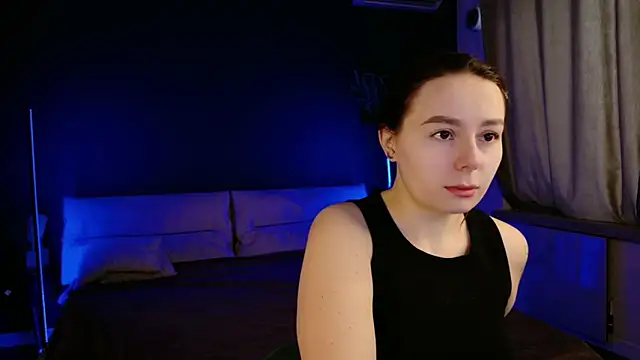 Snapshot of Di_na_Bell chatting on April 20, 2026, 5:54 am Di na Bell online show from April 20, 2026, 5:54 am