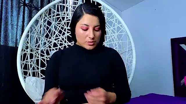 Snapshot of cuteeimy chatting on December 17, 2025, 6:57 pm cuteeimy online show from December 17, 2025, 6:57 pm