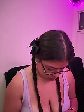 NattashaMore 0719 online show from February 6, 2026, 9:27 am