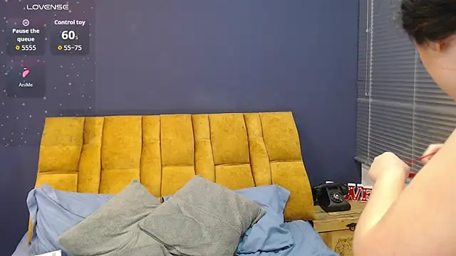 KendraaSimons online show from April 1, 2026, 8:37 am