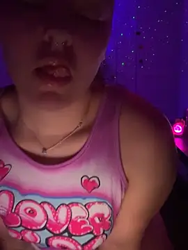 Snapshot of babykalirose chatting on September 19, 2025, 1:20 am babykalirose online show from September 19, 2025, 1:20 am