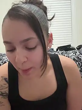 babykalirose online show from February 1, 2026, 8:01 am