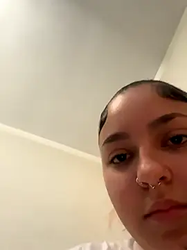 Snapshot of babykalirose chatting on October 1, 2025, 3:00 am babykalirose online show from October 1, 2025, 3:00 am