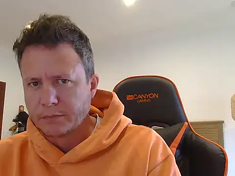 Snapshot of TroyDieselXXX chatting on March 4, 2026, 5:26 am TroyDieselXXX online show from March 4, 2026, 5:26 am