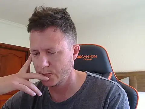 Snapshot of TroyDieselXXX chatting on March 28, 2026, 7:09 am TroyDieselXXX online show from March 28, 2026, 7:09 am