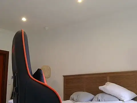 Snapshot of TroyDieselXXX chatting on April 1, 2026, 7:20 am TroyDieselXXX online show from April 1, 2026, 7:20 am