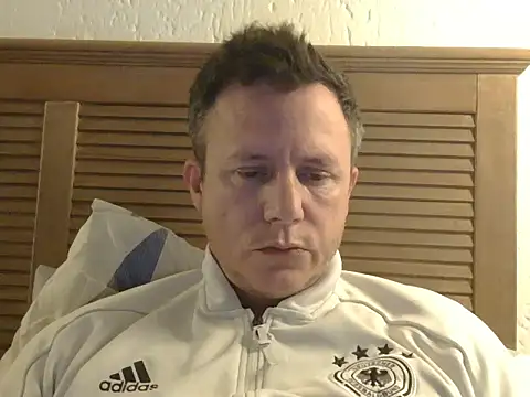 Snapshot of TroyDieselXXX chatting on June 4, 2026, 6:56 pm TroyDieselXXX online show from June 4, 2026, 6:56 pm