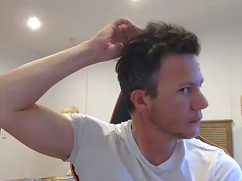 Snapshot of TroyDieselXXX chatting on March 20, 2026, 4:24 am TroyDieselXXX online show from March 20, 2026, 4:24 am