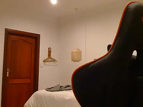 Snapshot of TroyDieselXXX chatting on March 18, 2026, 6:20 pm TroyDieselXXX online show from March 18, 2026, 6:20 pm