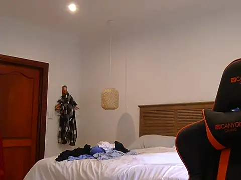 Snapshot of TroyDieselXXX chatting on January 13, 2026, 5:33 am TroyDieselXXX online show from January 13, 2026, 5:33 am