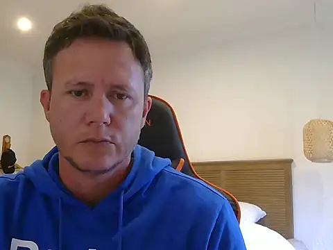 Snapshot of TroyDieselXXX chatting on March 6, 2026, 5:24 am TroyDieselXXX online show from March 6, 2026, 5:24 am