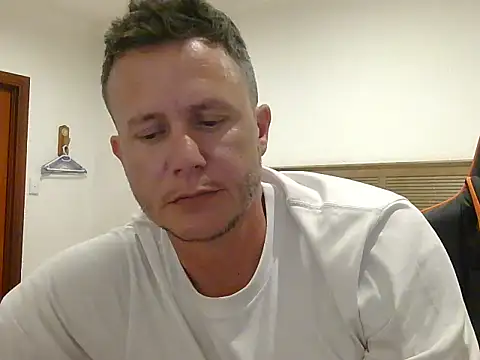 Snapshot of TroyDieselXXX chatting on March 26, 2026, 7:12 pm TroyDieselXXX online show from March 26, 2026, 7:12 pm