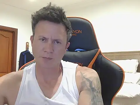 TroyDieselXXX online show from September 22, 2025, 4:13 pm