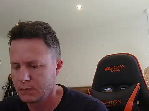 Snapshot of TroyDieselXXX chatting on March 29, 2026, 8:05 am TroyDieselXXX online show from March 29, 2026, 8:05 am