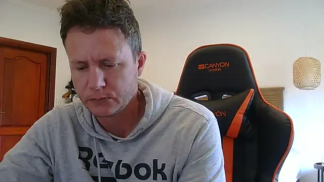 Snapshot of TroyDieselXXX chatting on February 26, 2026, 5:29 am TroyDieselXXX online show from February 26, 2026, 5:29 am