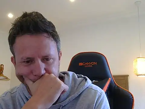 Snapshot of TroyDieselXXX chatting on March 13, 2026, 5:23 am TroyDieselXXX online show from March 13, 2026, 5:23 am