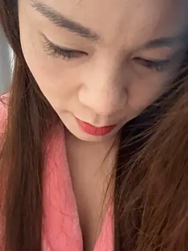 Asia-bb online show from November 5, 2025, 6:00 pm