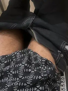 zack6x online show from February 3, 2026, 2:11 pm