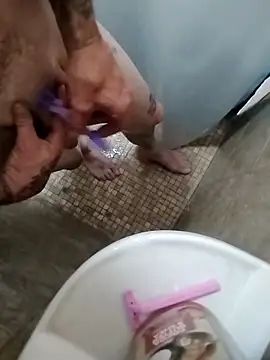 helldonk online show from September 23, 2025, 8:27 pm