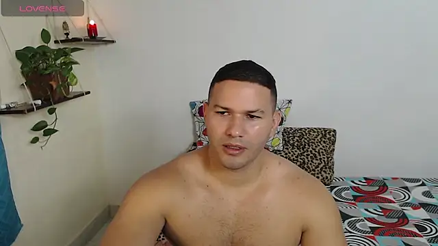 Snapshot of Tim_mz01 chatting on July 16, 2026, 5:21 pm Tim mz01 online show from July 16, 2026, 5:21 pm