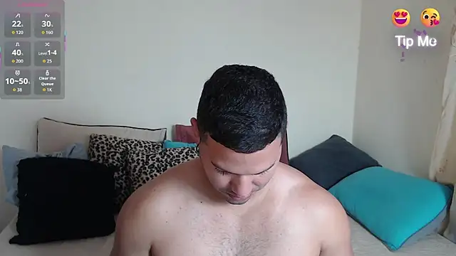 Snapshot of Tim_mz01 chatting on October 2, 2025, 3:04 pm Tim mz01 online show from October 2, 2025, 3:04 pm