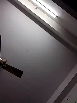 Your-Kitkat online show from October 12, 2025, 1:34 pm